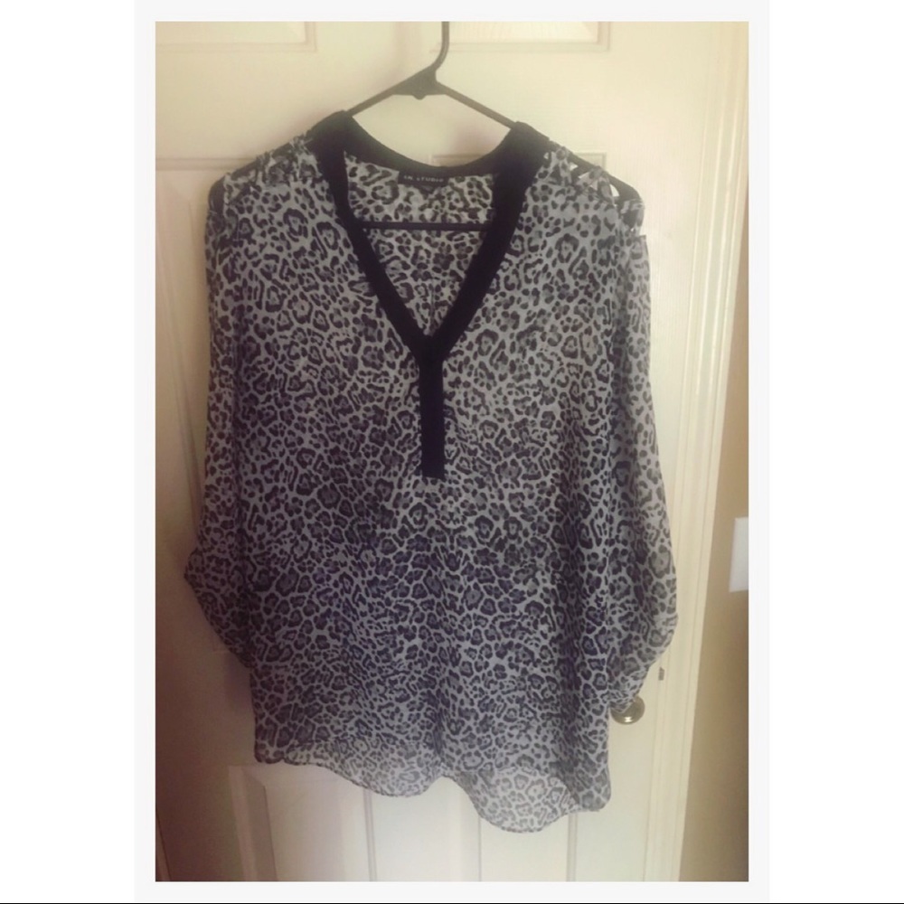Women’s Blouse